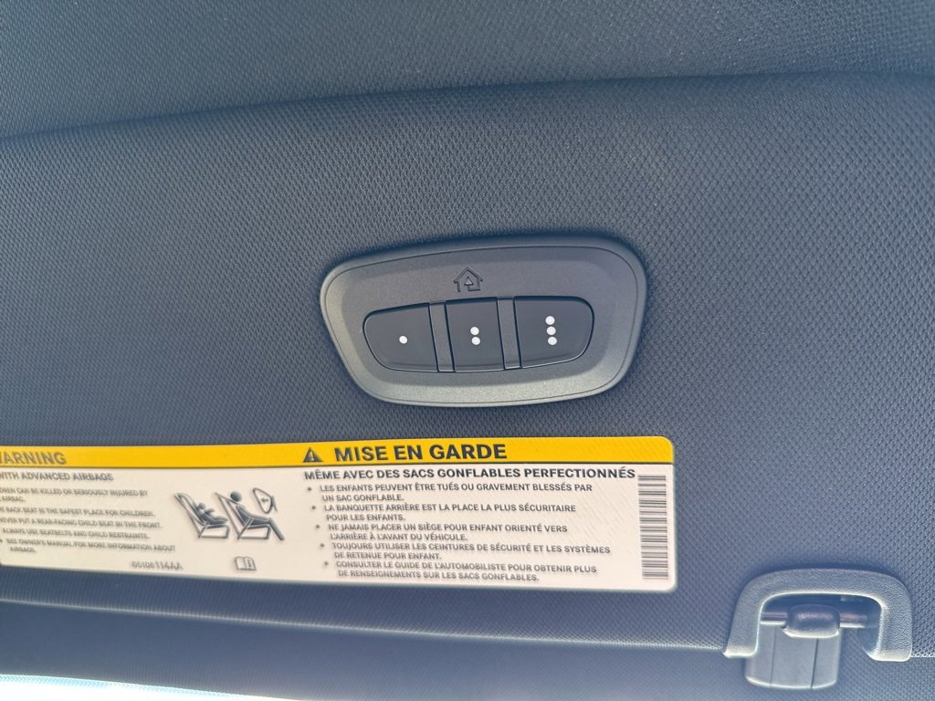 New 2026 Chrysler Pacifica Select image 55