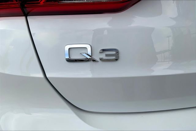 Used 2024 Audi Q3 2.0T Premium image 8