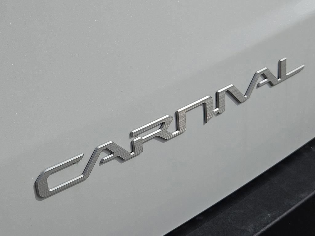 New 2026 Kia Carnival FWD image 8