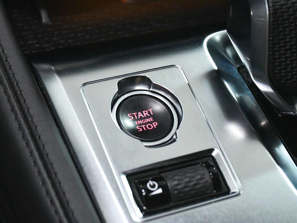 Used 2022 Jaguar F-PACE SVR AWD/4WD image 31