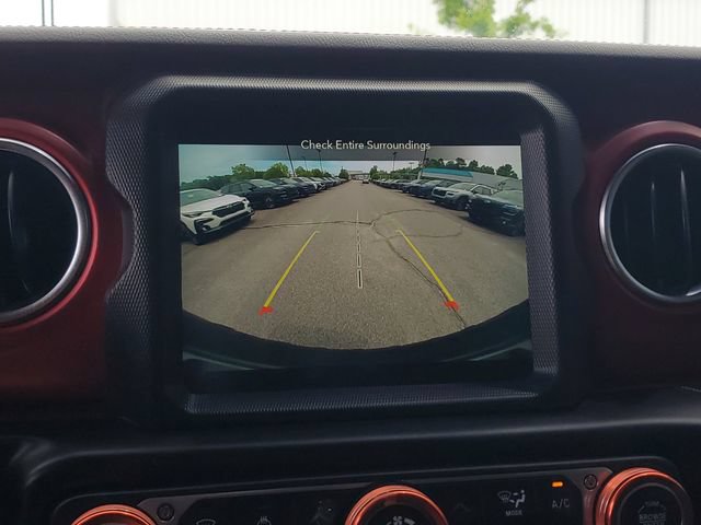 Used 2023 Jeep Wrangler Rubicon w/ Cold Weather Group AWD/4WD image 24