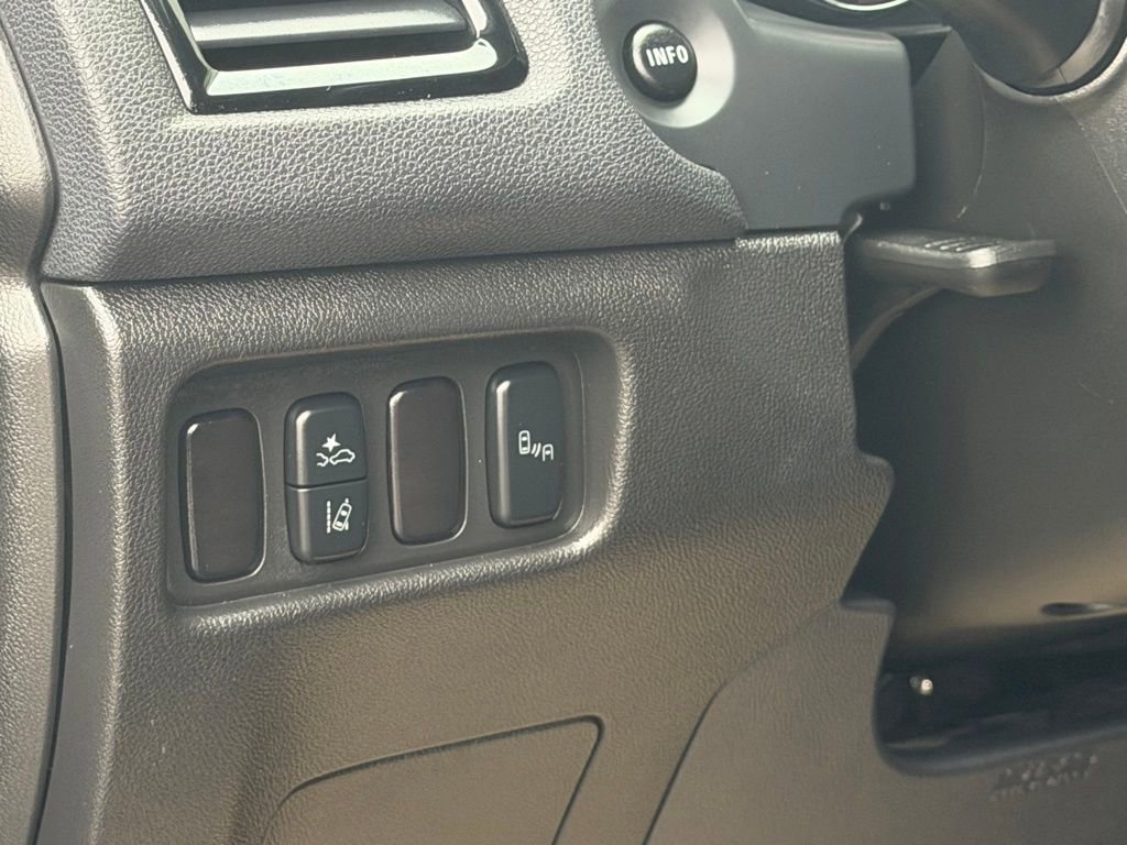 Used 2025 Mitsubishi Outlander Sport AWD image 22