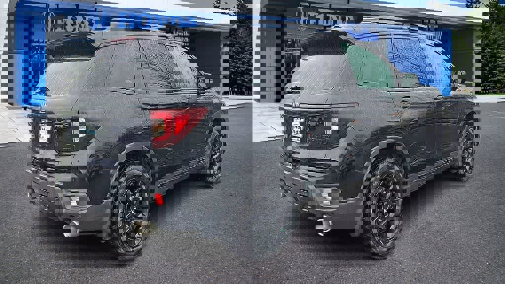 Used 2024 Honda Passport Black Edition image 8