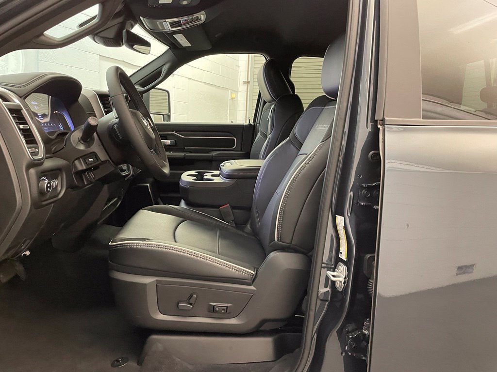 New 2027 RAM 2500 Laramie w/ Night Edition AWD/4WD image 20