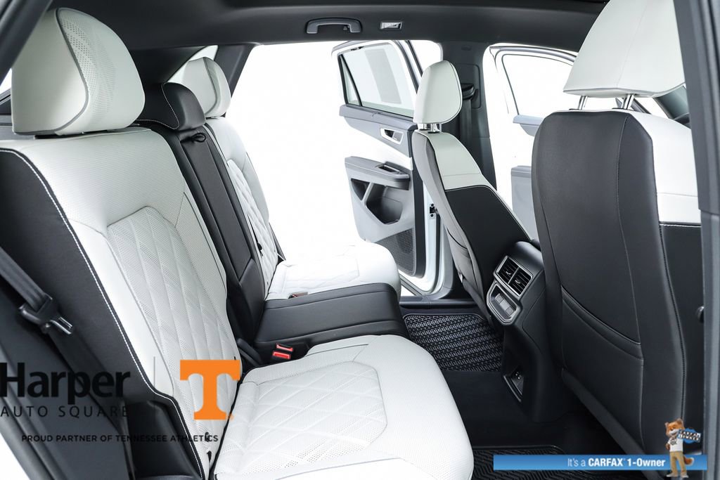 Used 2025 Volkswagen Atlas Cross Sport SEL Premium R-Line AWD/4WD image 77