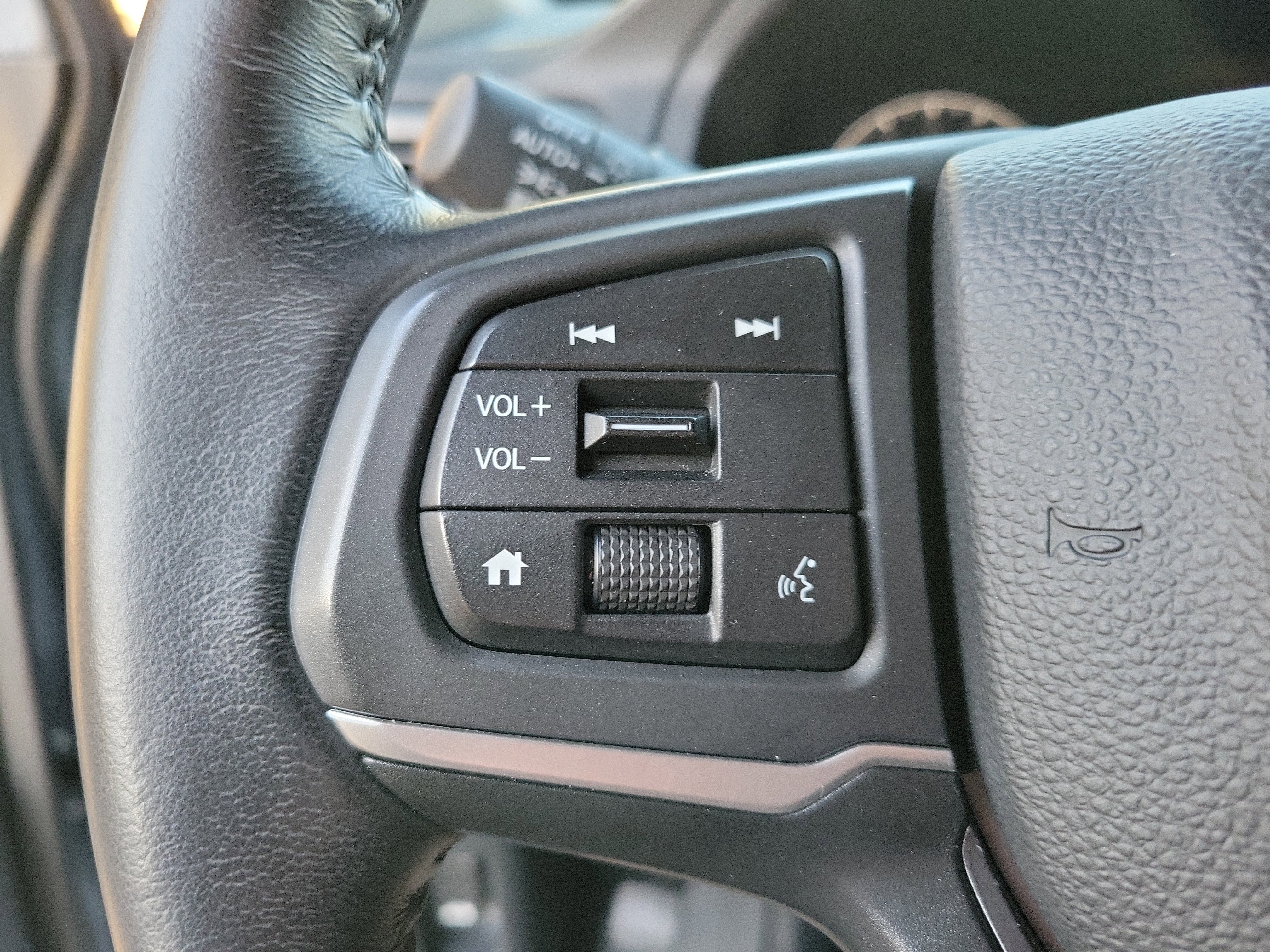 Used 2024 Honda Ridgeline Sport image 13