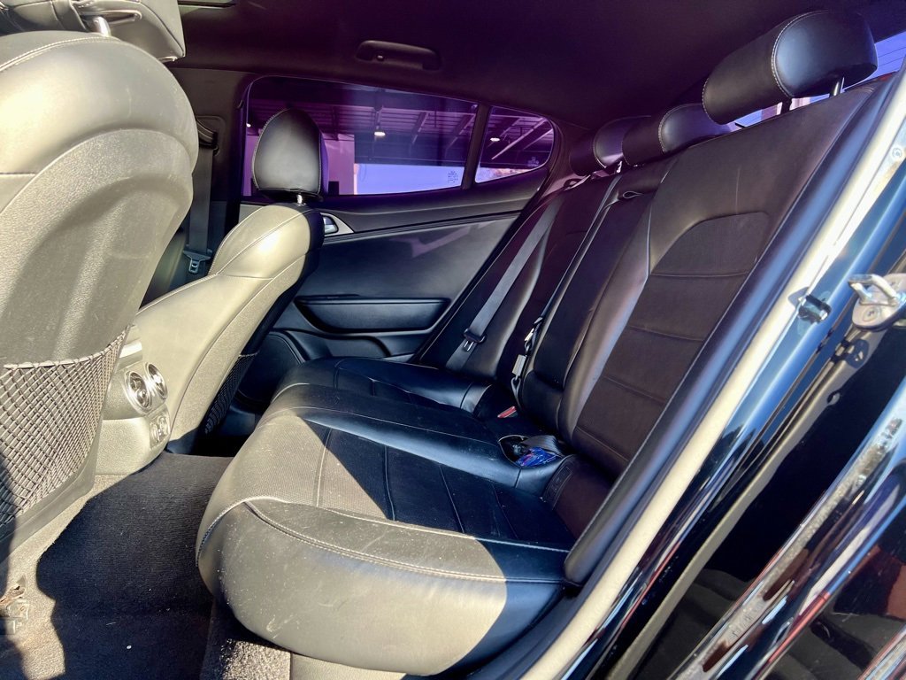 Used 2020 Kia Stinger GT2 image 16