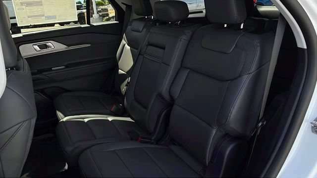 New 2026 Ford Explorer Active w/ Active Comfort Package RWD image 19