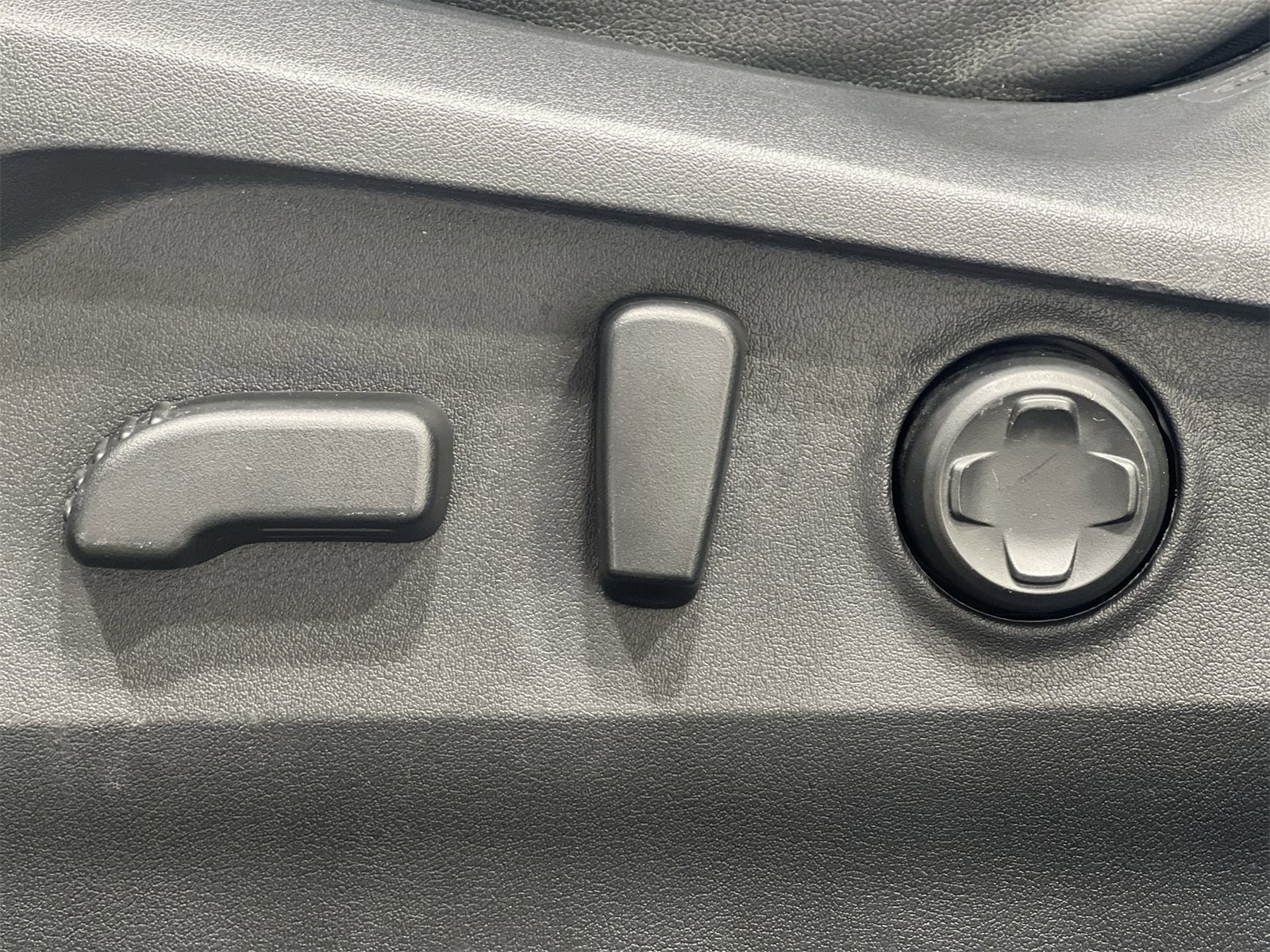 Certified 2023 Subaru Outback Touring XT image 12