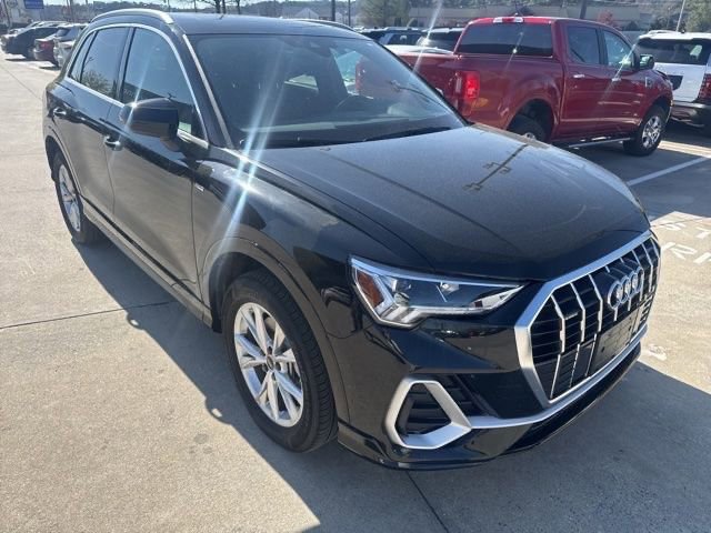 Used 2025 Audi Q3 2.0T Premium image 1