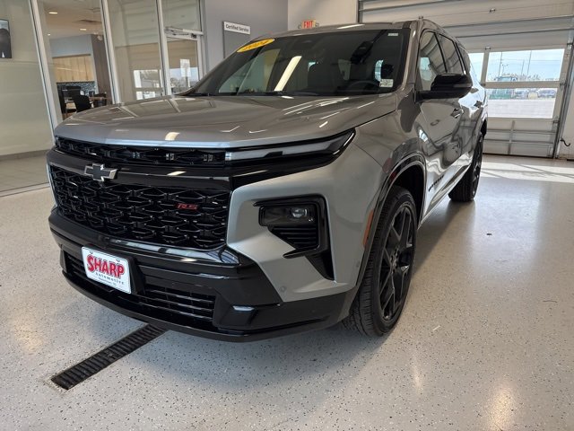 Used 2024 Chevrolet Traverse RS image 6