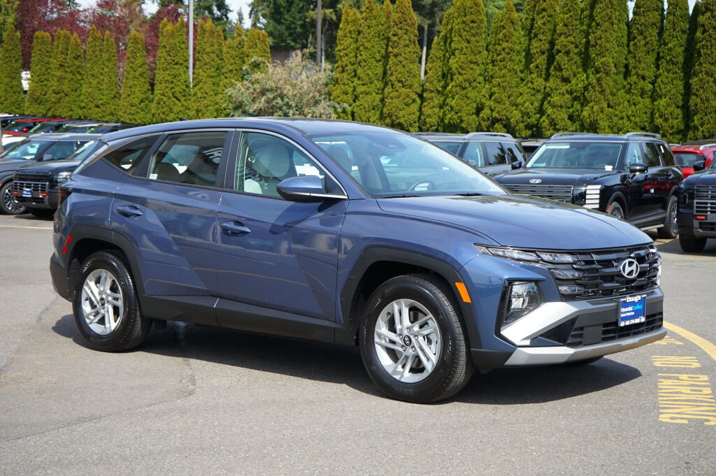 Used 2025 Hyundai Tucson SE FWD image 4
