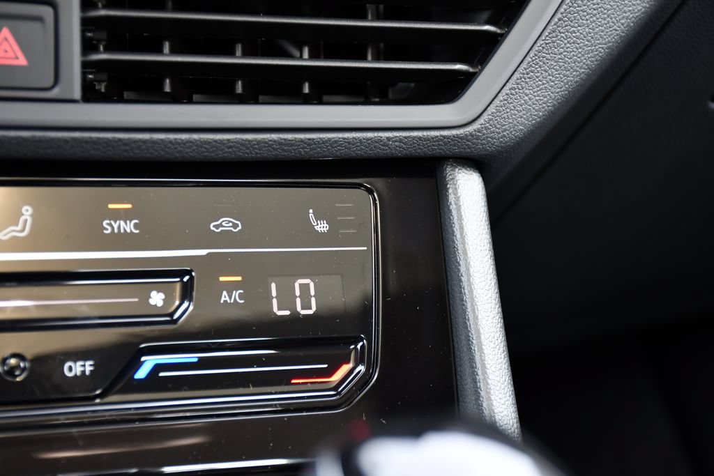 New 2026 Volkswagen Jetta SE FWD image 15