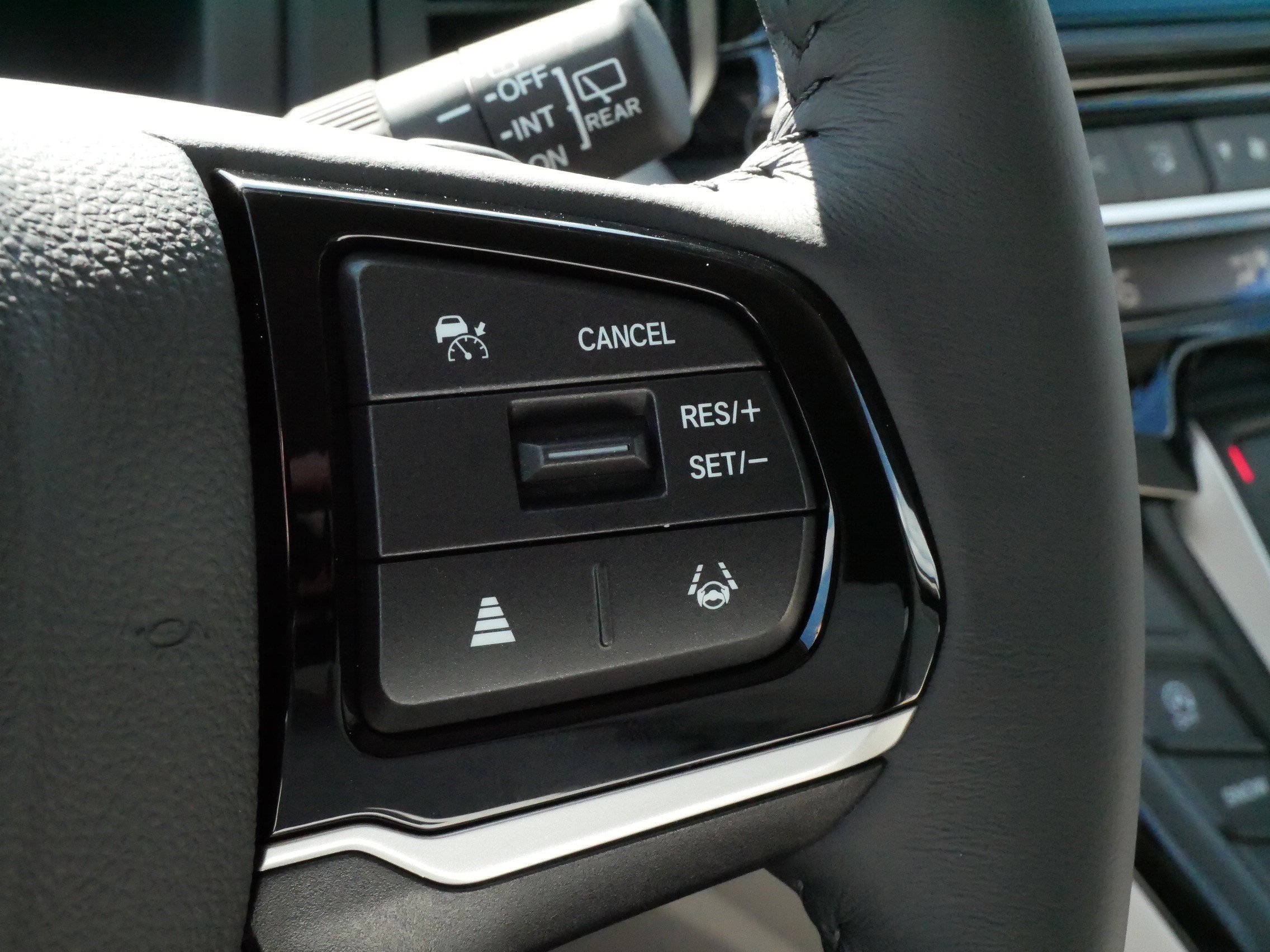 Certified 2026 Honda Odyssey Touring image 25