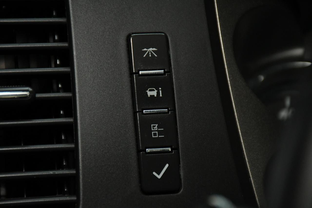 Used 2013 Chevrolet Silverado 3500 W/T RWD image 19