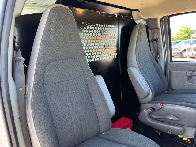 Used 2024 GMC Savana 2500 w/ Driver Convenience Package RWD image 17