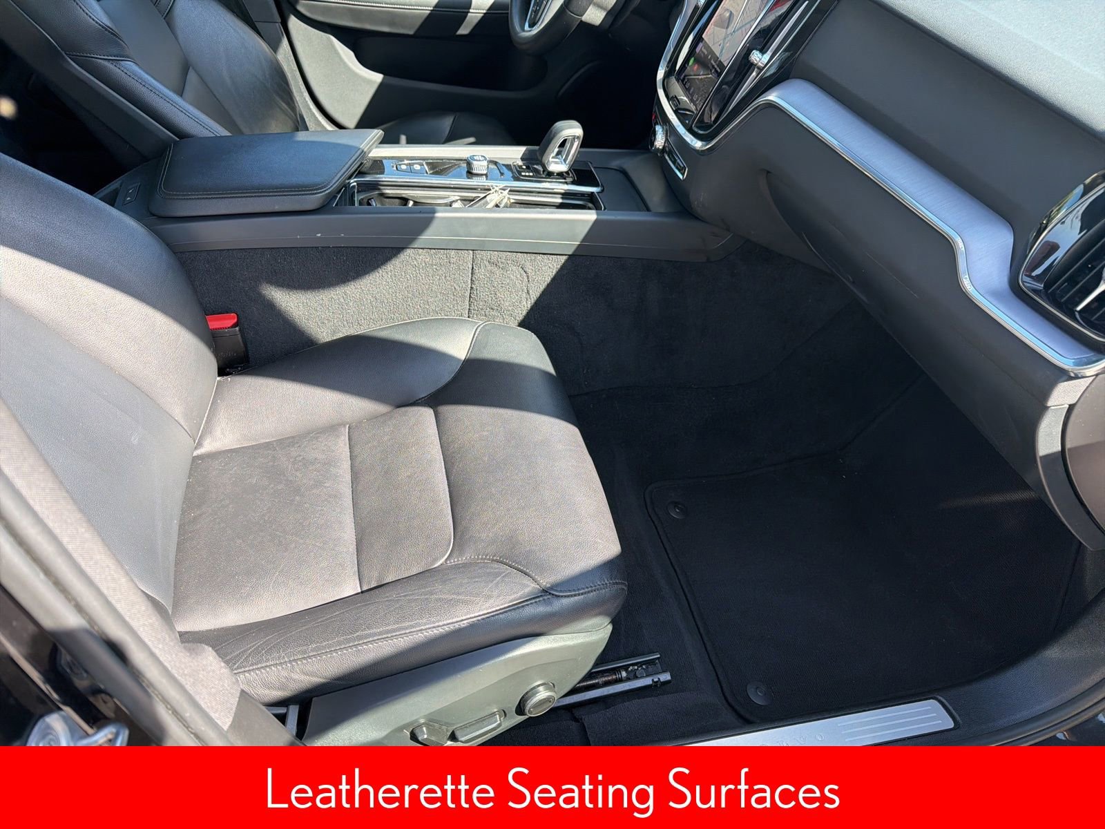 Used 2024 Volvo S60 B5 Core FWD image 11