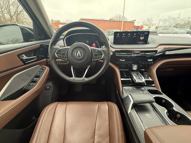 Used 2024 Acura MDX SH-AWD w/ Technology Package image 12