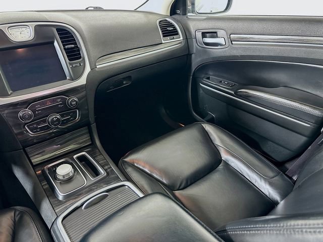 Used 2022 Chrysler 300 Touring L w/ Popular Equipment Group image 25