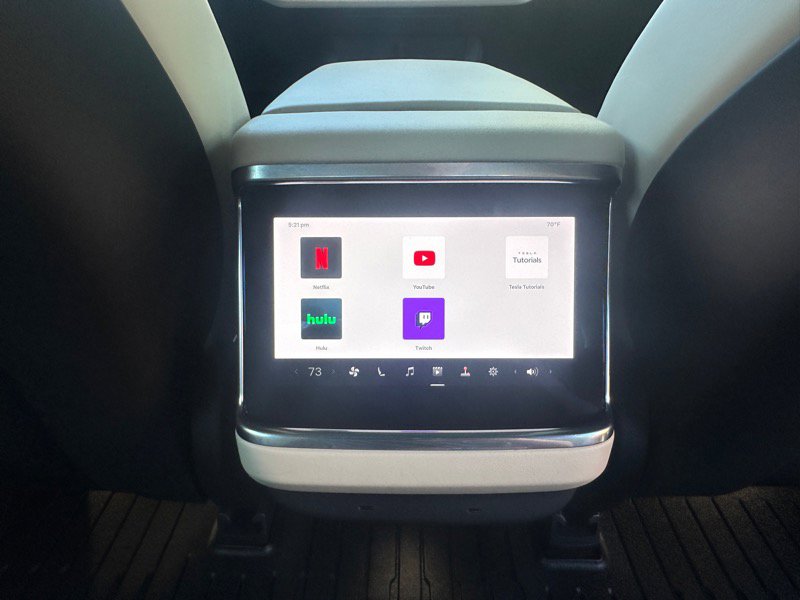 Used 2022 Tesla Model S AWD image 50