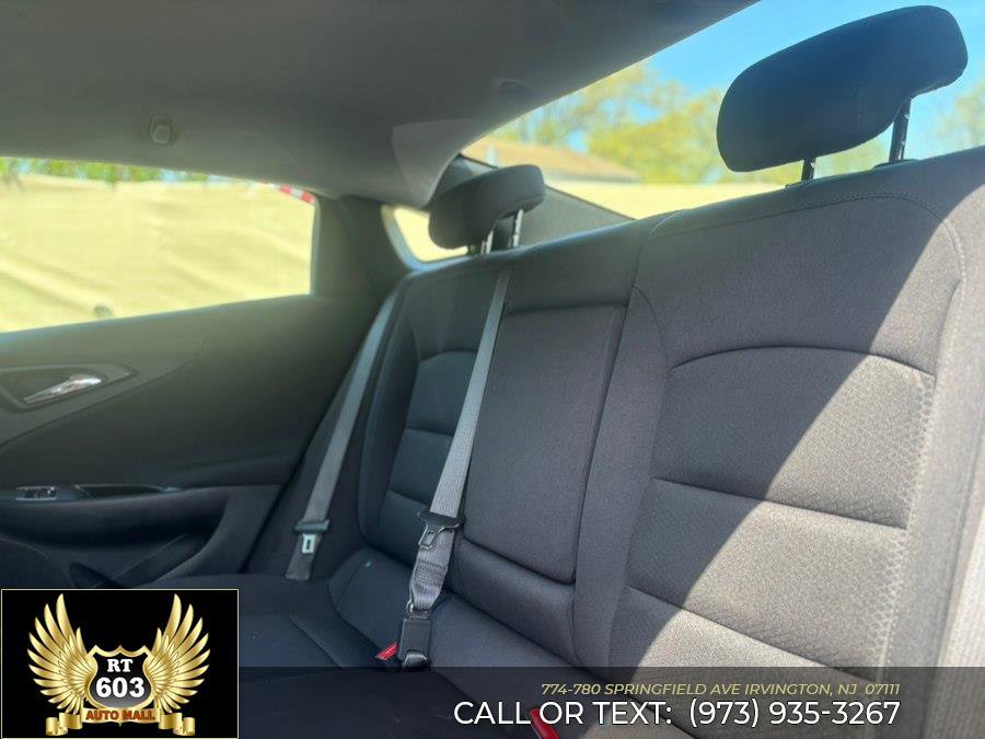 Used 2024 Chevrolet Malibu LT FWD image 8
