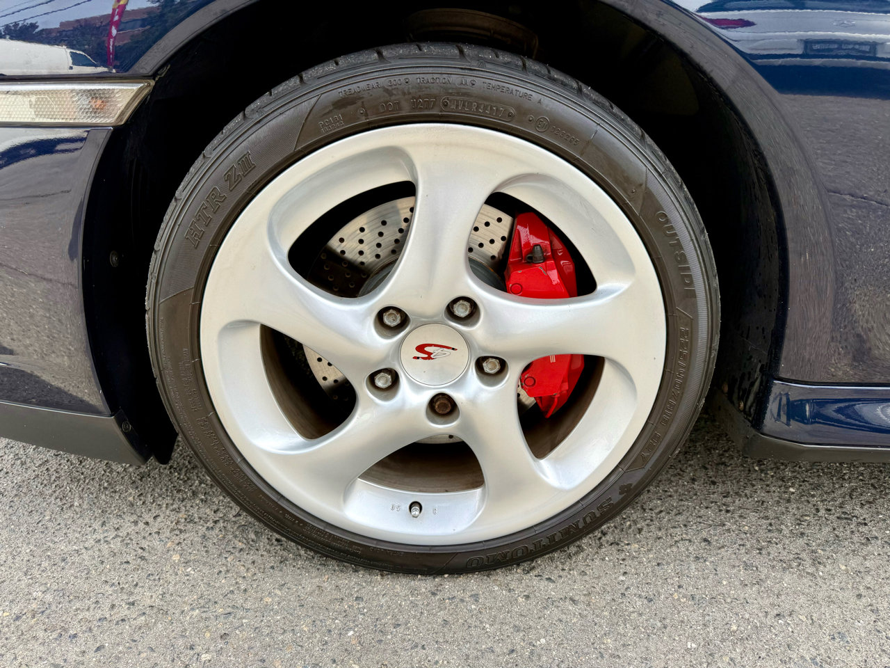 Used 2004 Porsche 911 Carrera 4S image 10