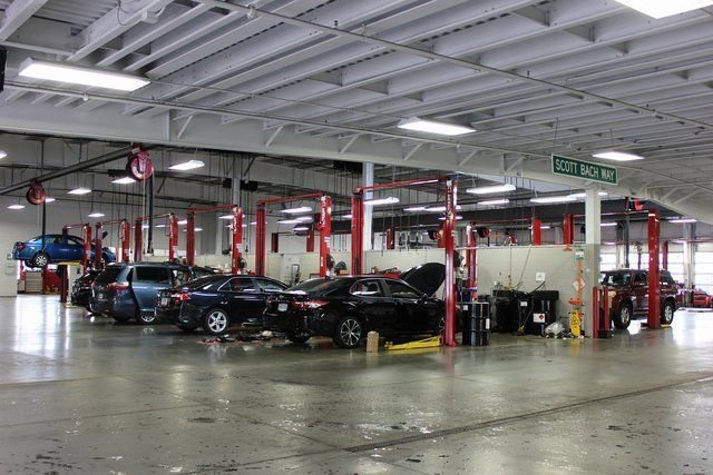 Used 2021 Toyota Camry XSE image 21