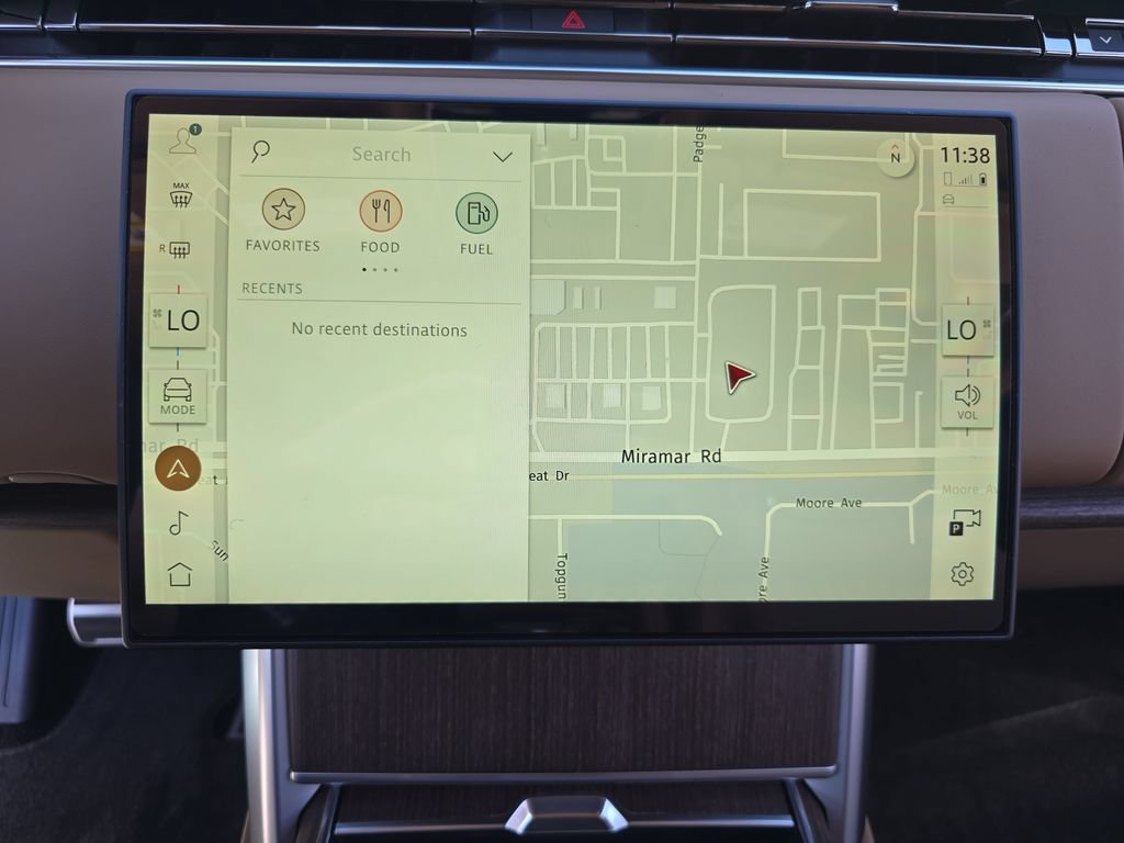New 2026 Land Rover Range Rover SE AWD/4WD image 24