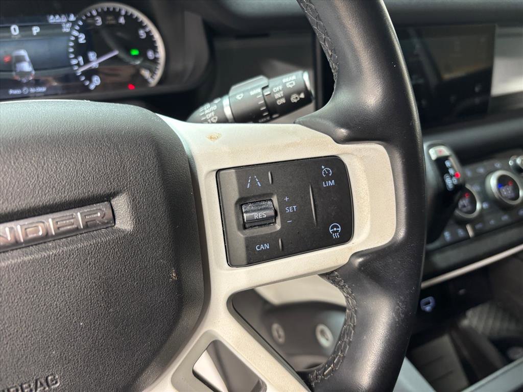 Used 2023 Land Rover Defender 110 SE image 17