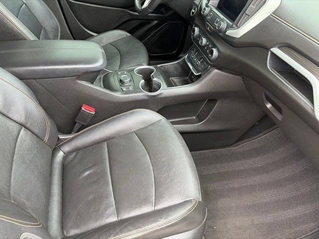 Used 2020 GMC Terrain SLT AWD/4WD image 38