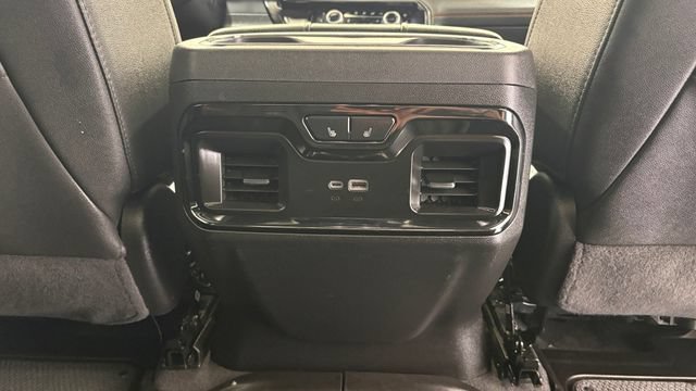 Used 2024 GMC Sierra 2500 AT4 w/ Technology Package AWD/4WD image 28