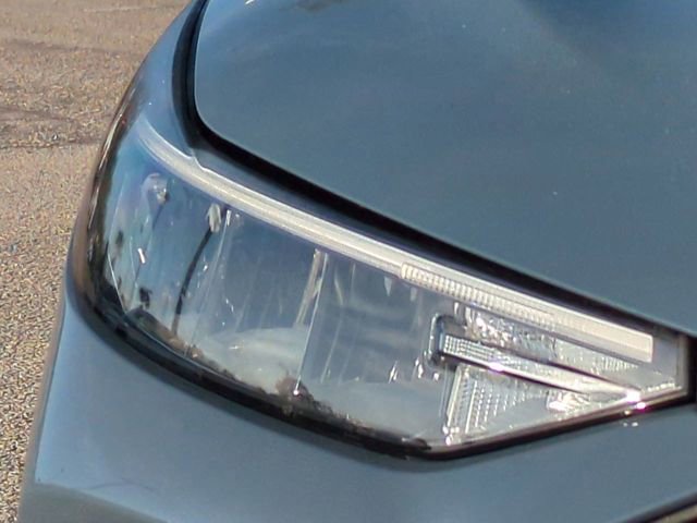 Certified 2025 Ford Escape Active image 10