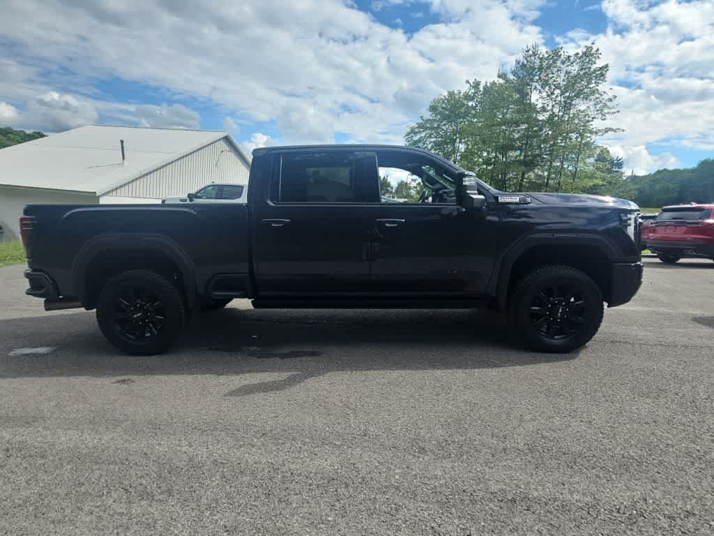 Used 2024 GMC Sierra 2500 AT4 w/ AT4 Premium Plus Package AWD/4WD image 6