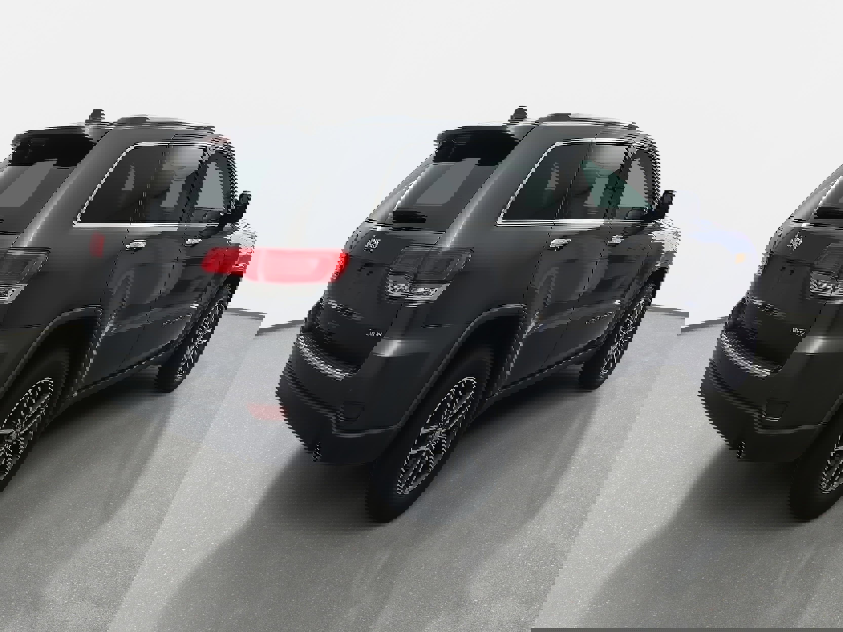 Used 2018 Jeep Grand Cherokee Limited image 5