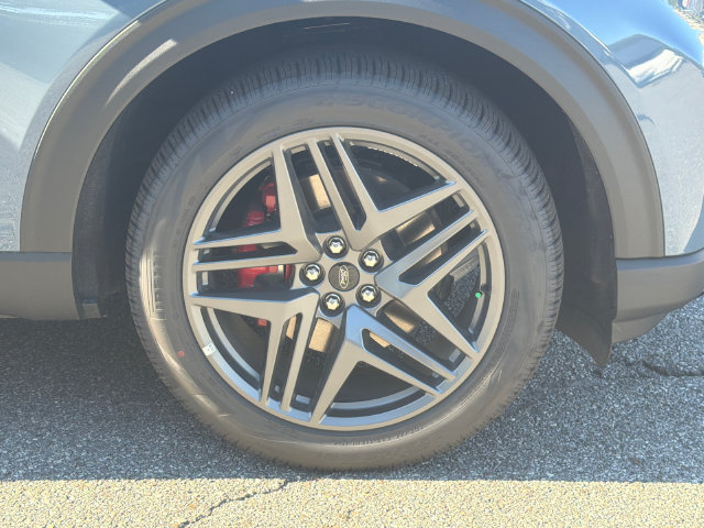 New 2026 Ford Explorer ST-Line w/ ST-Line Street Pack RWD image 14
