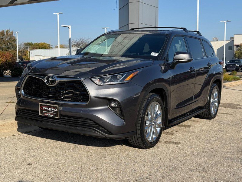 Used 2023 Toyota Highlander Limited AWD/4WD image 7