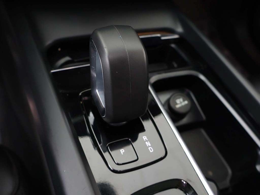 Used 2023 Volvo XC60 B5 Plus w/ Climate Package AWD/4WD image 56