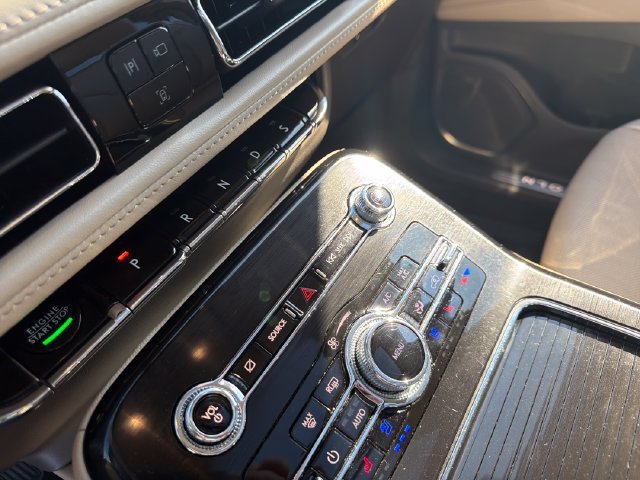 Certified 2023 Lincoln Nautilus Reserve AWD/4WD image 27