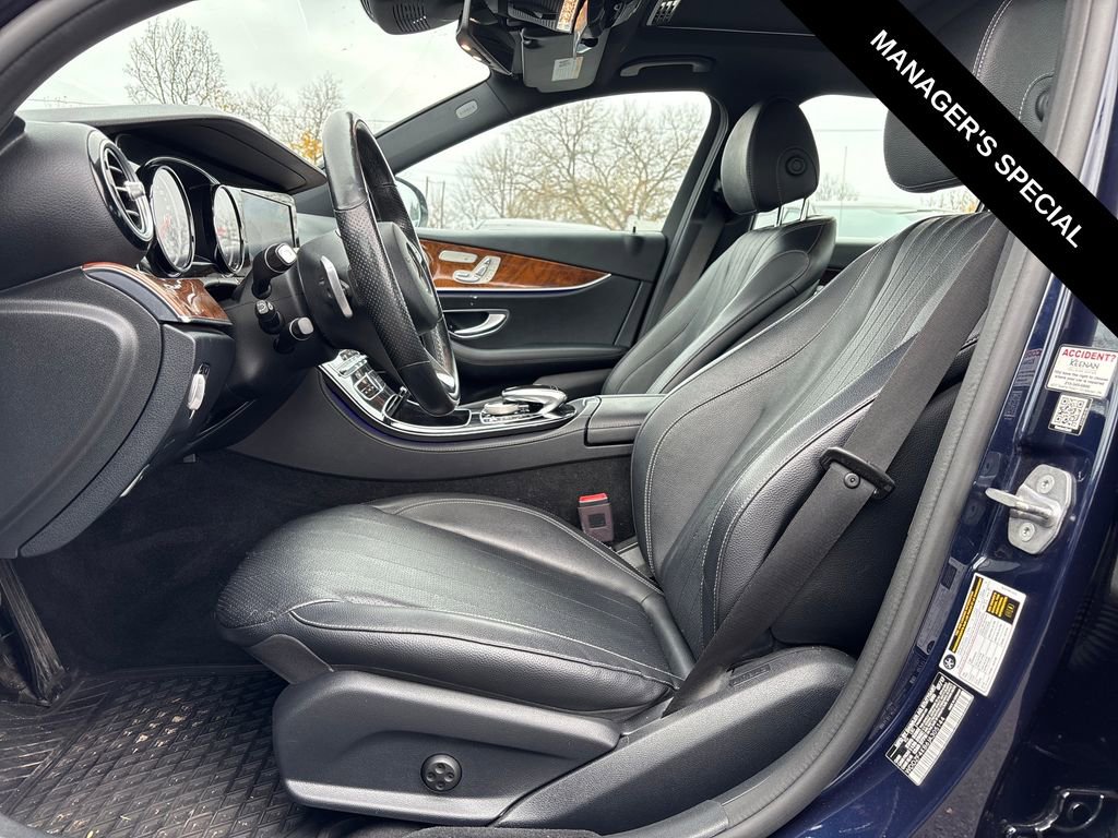 Used 2018 Mercedes-Benz E 300 4MATIC image 13