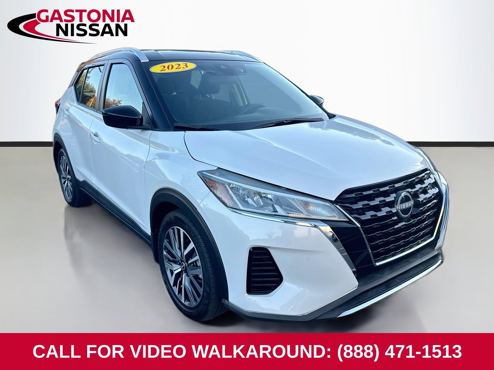Used 2023 Nissan Kicks SV