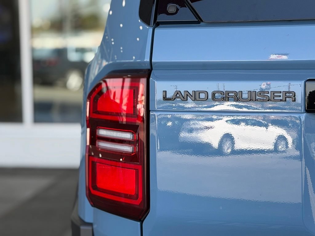 Certified 2026 Toyota Land Cruiser w/ Premium Package AWD/4WD image 11