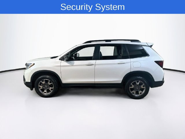Used 2023 Honda Passport TrailSport image 6