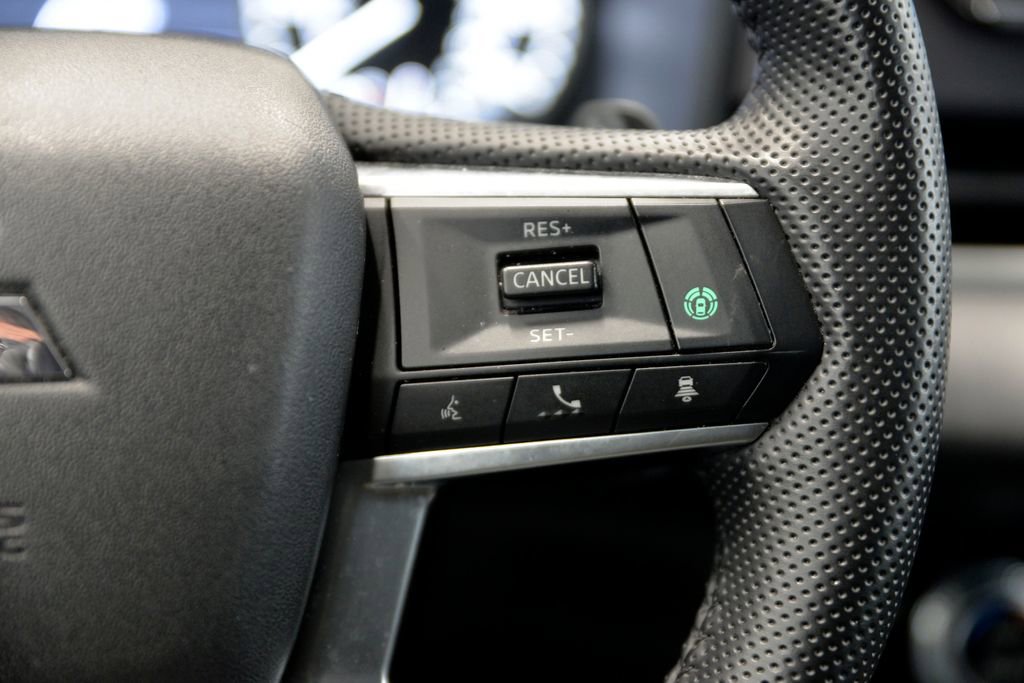 Used 2024 Mitsubishi Outlander SE image 23