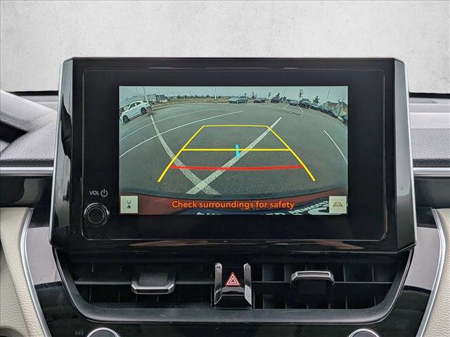 Used 2024 Toyota Corolla Cross XLE w/ Convenience Package image 13
