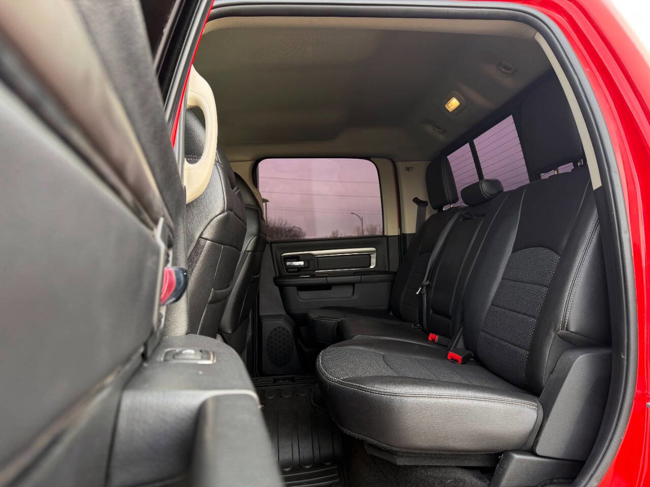 Used 2017 RAM 1500 Sport image 12