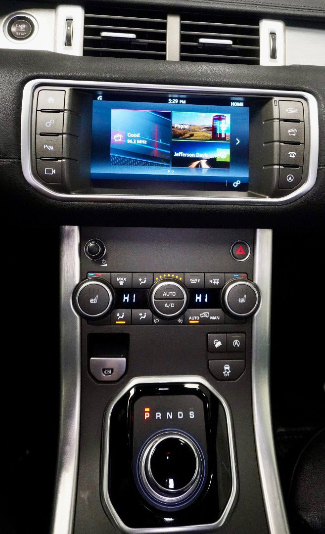 Used 2017 Land Rover Range Rover Evoque SE image 15