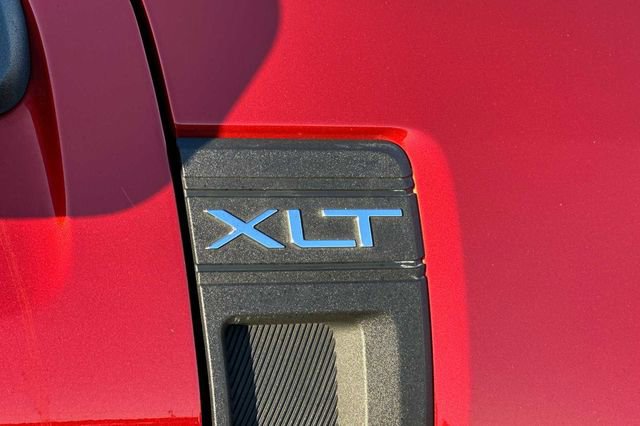 Used 2022 Ford Maverick XLT image 9