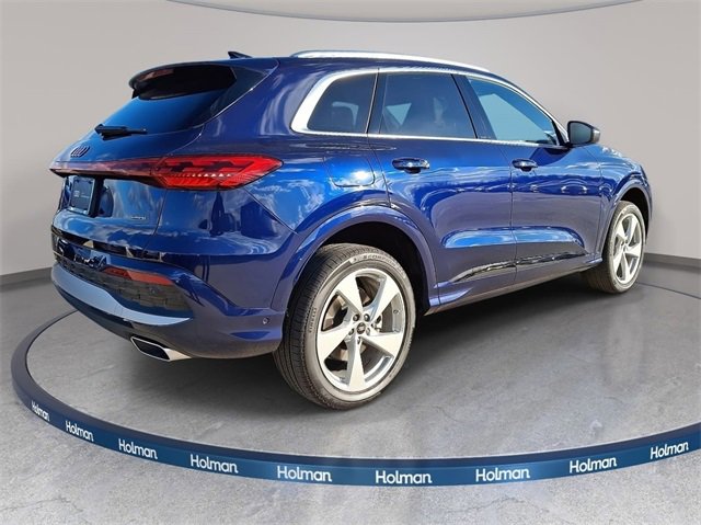 New 2025 Audi Q5 Premium Plus image 3