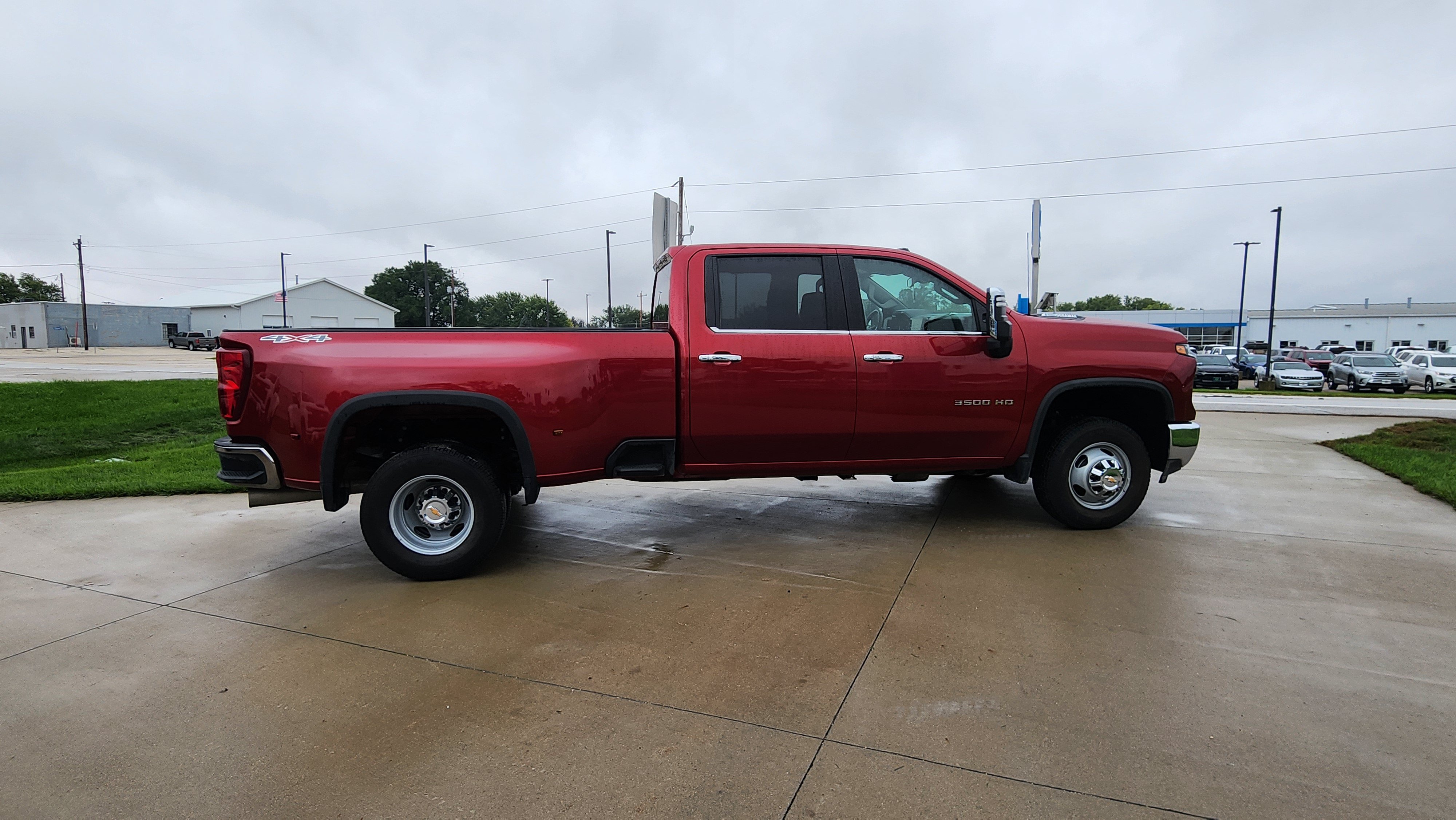 Certified 2026 Chevrolet Silverado 3500 LTZ AWD/4WD image 4