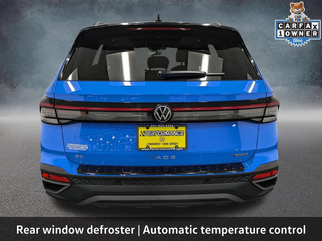 Used 2025 Volkswagen Taos SE AWD/4WD image 6